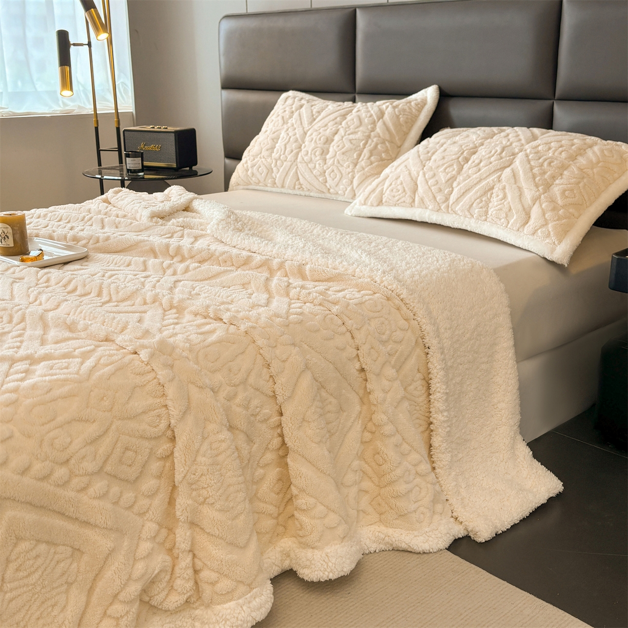 91家纺网 家纺一手货源 找家纺 雯豆家纺 2025秋冬新款塔芙绒毛毯被套两用毯子办公室居家披肩毯盖毯毯子-英伦 英伦-奶咖