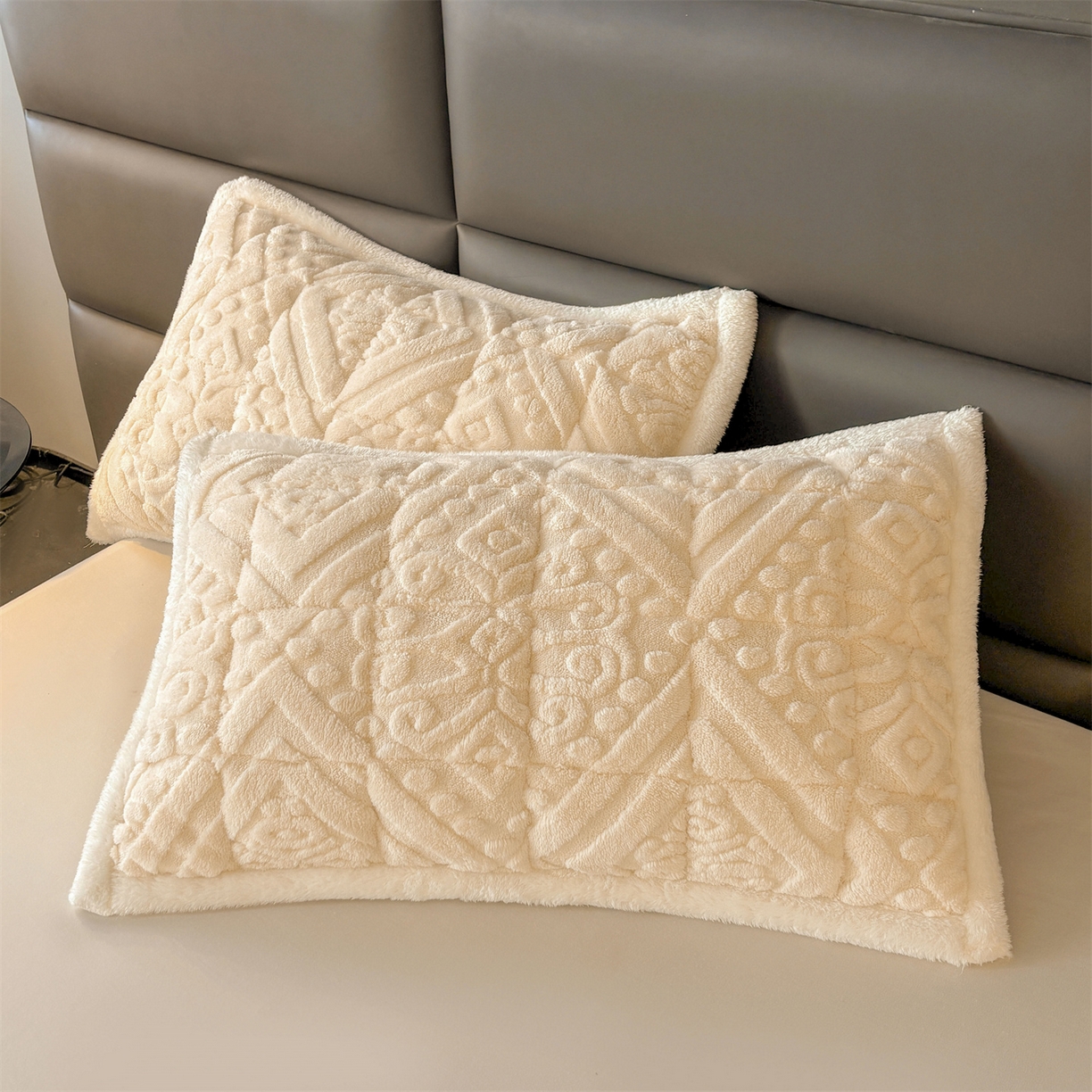 91家纺网 家纺一手货源 找家纺 雯豆家纺 2025秋冬新款塔芙绒毛毯被套两用毯子办公室居家披肩毯盖毯毯子-英伦 英伦-奶咖