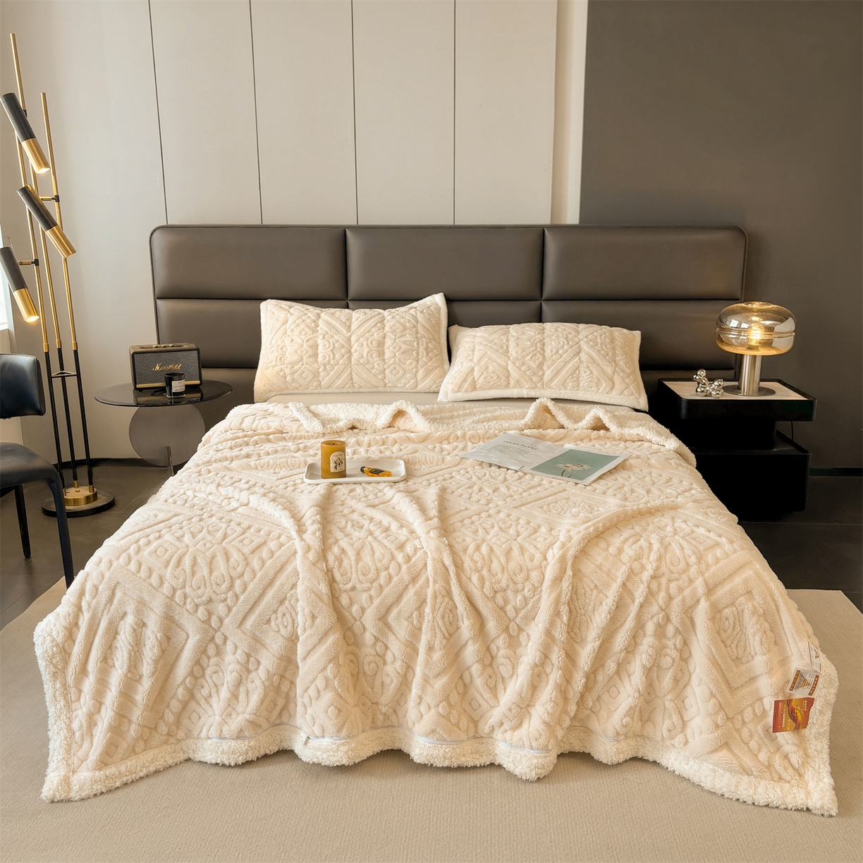 91家纺网 家纺一手货源 找家纺 雯豆家纺 2025秋冬新款塔芙绒毛毯被套两用毯子办公室居家披肩毯盖毯毯子-英伦 英伦-奶咖