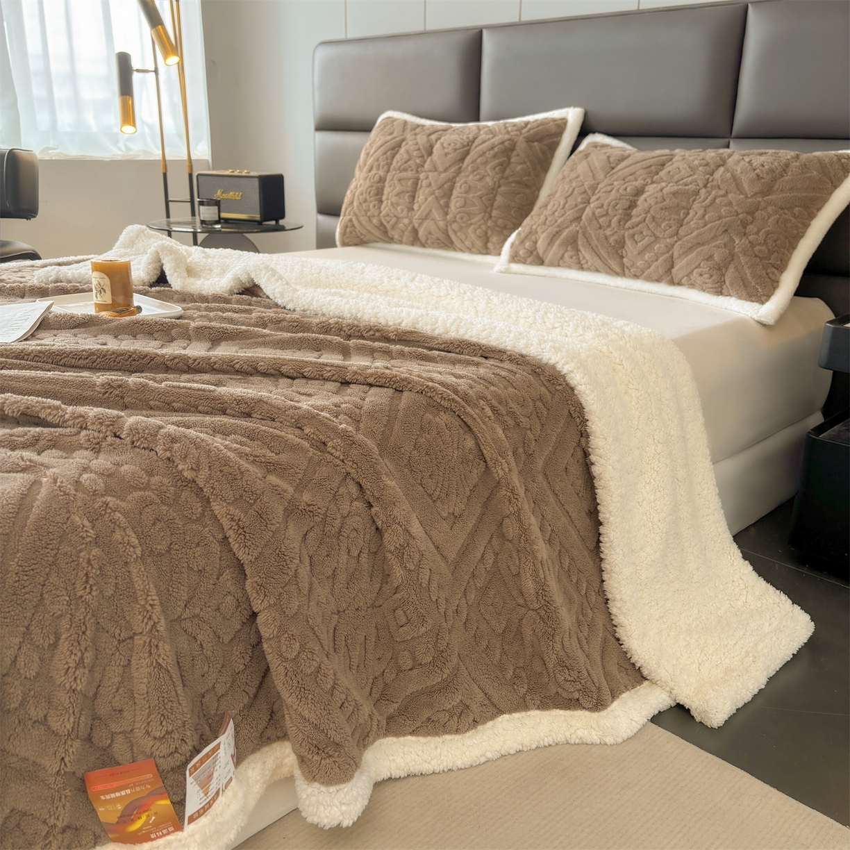 91家纺网 家纺一手货源 找家纺 雯豆家纺 2025秋冬新款塔芙绒毛毯被套两用毯子办公室居家披肩毯盖毯毯子-英伦 英伦-阳光驼