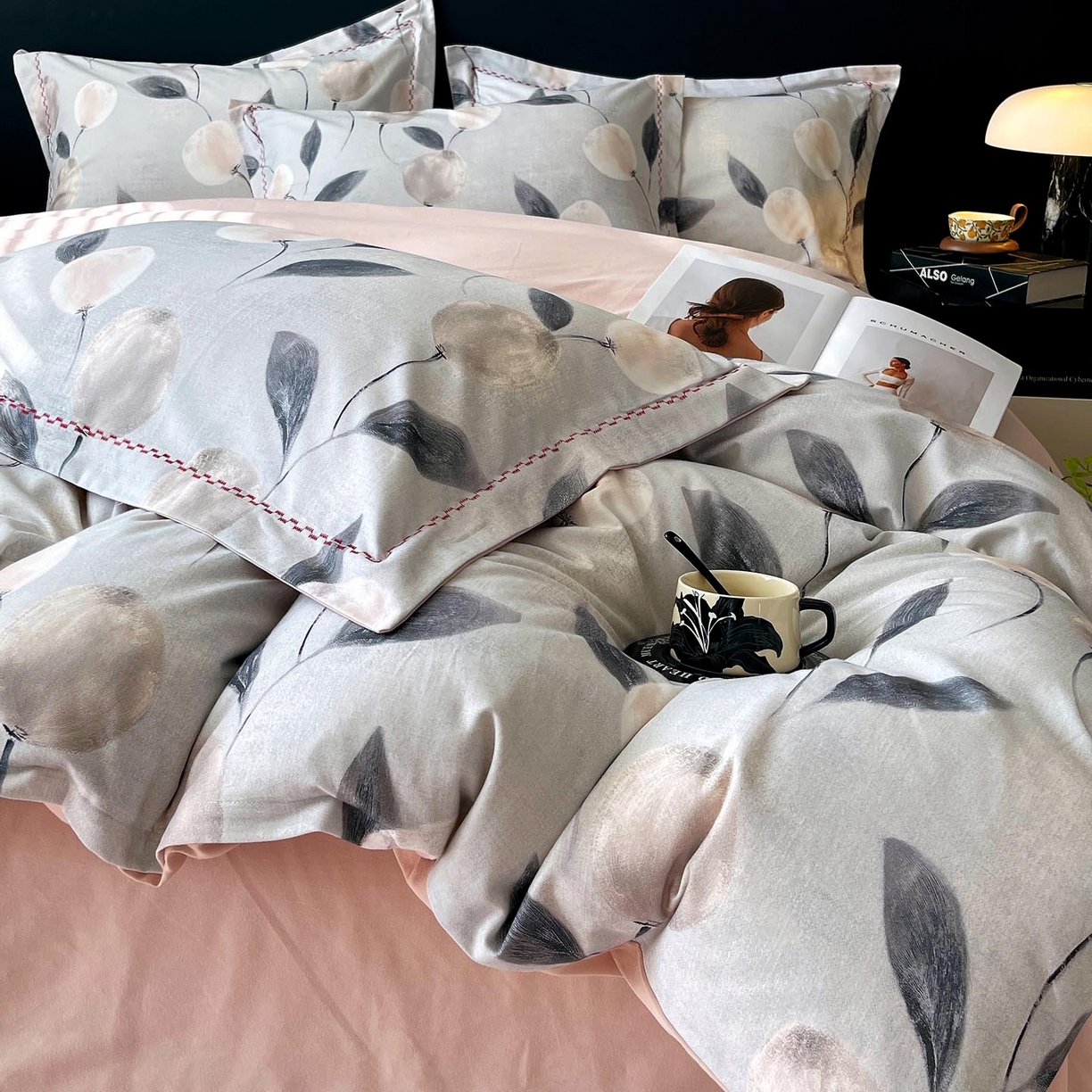 91家纺网 家纺一手货源 找家纺 麦田家纺 2025新款疆大白全棉纯棉加厚生态磨毛四件套 落英-灰