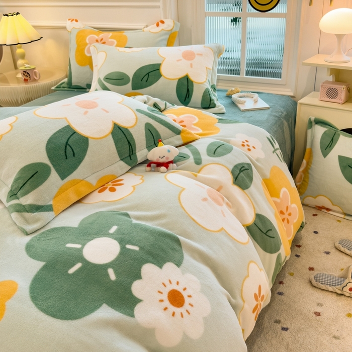 91家纺网 家纺一手货源 找家纺 丝羽坊 2025新款200克加厚小清新牛奶绒床单款 床笠款四件套 被套 花梦