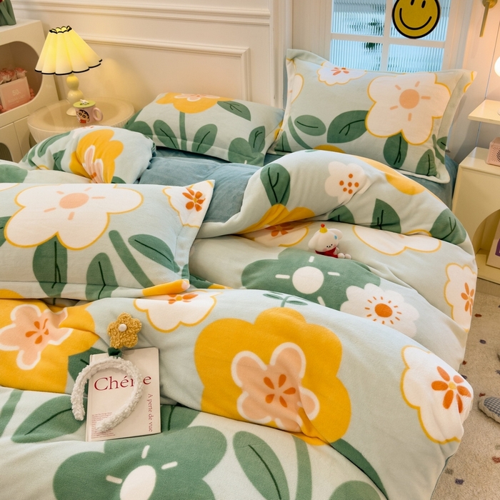 91家纺网 家纺一手货源 找家纺 丝羽坊 2025新款200克加厚小清新牛奶绒床单款 床笠款四件套 被套 花梦