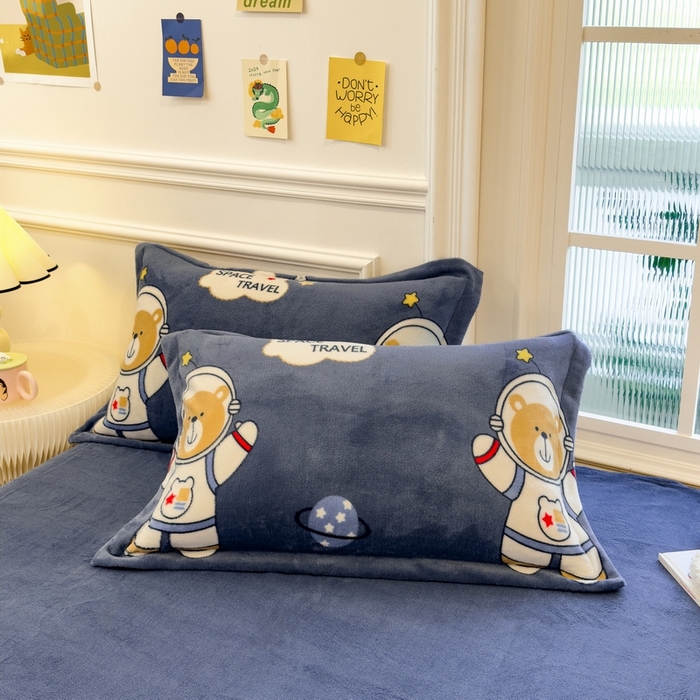 91家纺网 家纺一手货源 找家纺 丝羽坊 2025新款200克加厚小清新牛奶绒床单款 床笠款四件套 被套 漫游太空