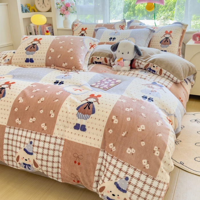 91家纺网 家纺一手货源 找家纺 丝羽坊 2025新款200克加厚小清新牛奶绒床单款 床笠款四件套 被套 俏皮公主