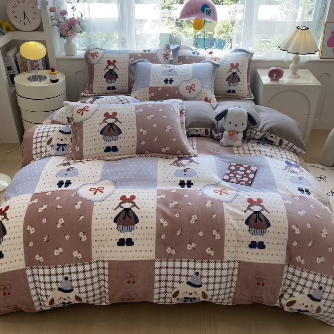 91家纺网 家纺一手货源 找家纺 丝羽坊 2025新款200克加厚小清新牛奶绒床单款 床笠款四件套 被套 俏皮公主