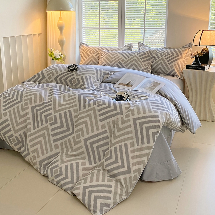 91家纺网 家纺一手货源 找家纺 威布斯家居 2025新款新疆棉全棉纯棉生态加厚磨毛四件套 半舟-灰