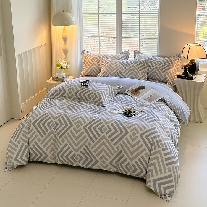 91家纺网 家纺一手货源 找家纺 威布斯家居 2025新款新疆棉全棉纯棉生态加厚磨毛四件套 半舟-灰