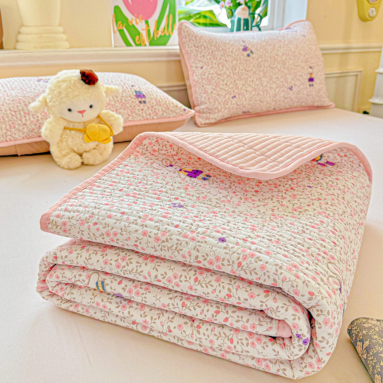 91家纺网 家纺一手货源 找家纺 恒尚居 2025新款双层纱床盖床盖单品单床盖云感夹棉床单床垫软床垫-四季款【系列一】 【欢乐兔】双层纱