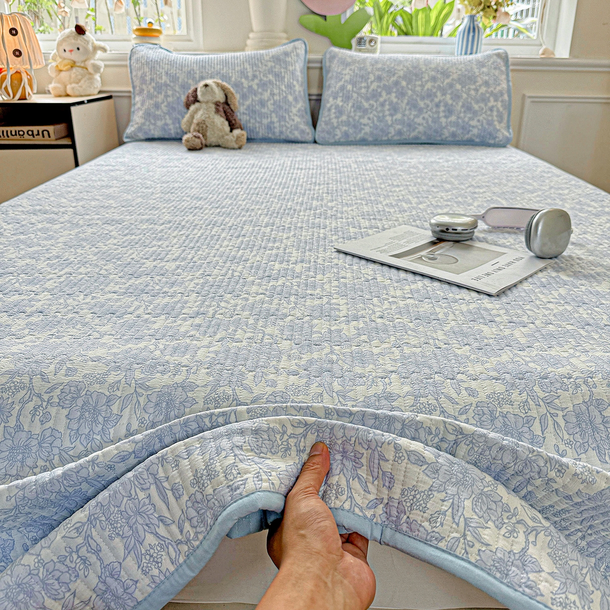 91家纺网 家纺一手货源 找家纺 恒尚居 2025新款双层纱床盖床盖单品单床盖云感夹棉床单床垫软床垫-四季款【系列一】 【清新蓝】双层纱