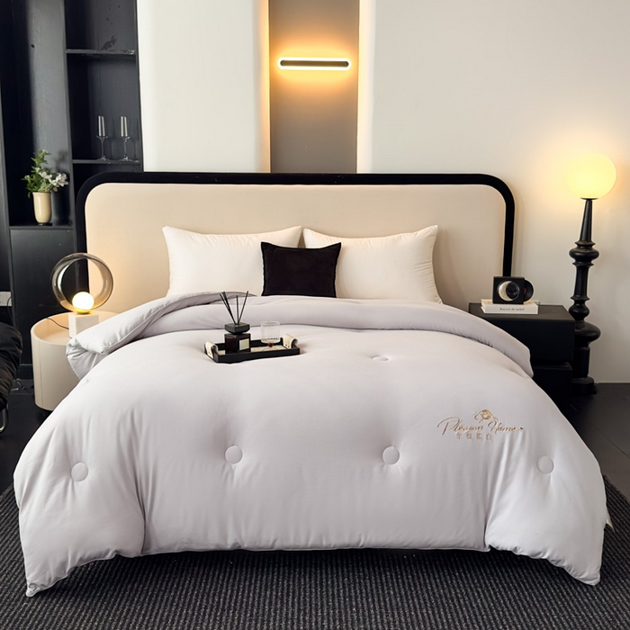 91家纺网 家纺一手货源 找家纺 蓝雀翎 2025新款刺绣羊绒蛋白锁温被被子被芯 月光灰