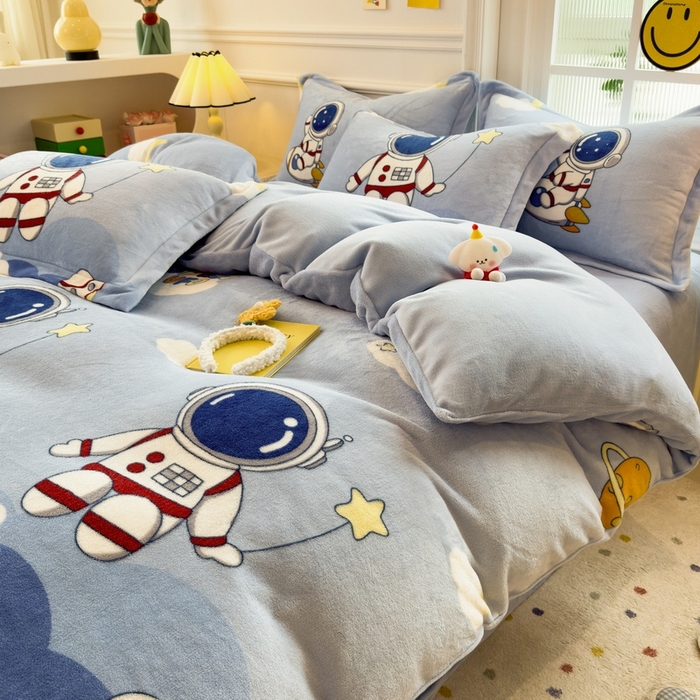 91家纺网 家纺一手货源 找家纺 丝羽坊 2025新款200克加厚小清新牛奶绒床单款 床笠款四件套 被套 太空漫步