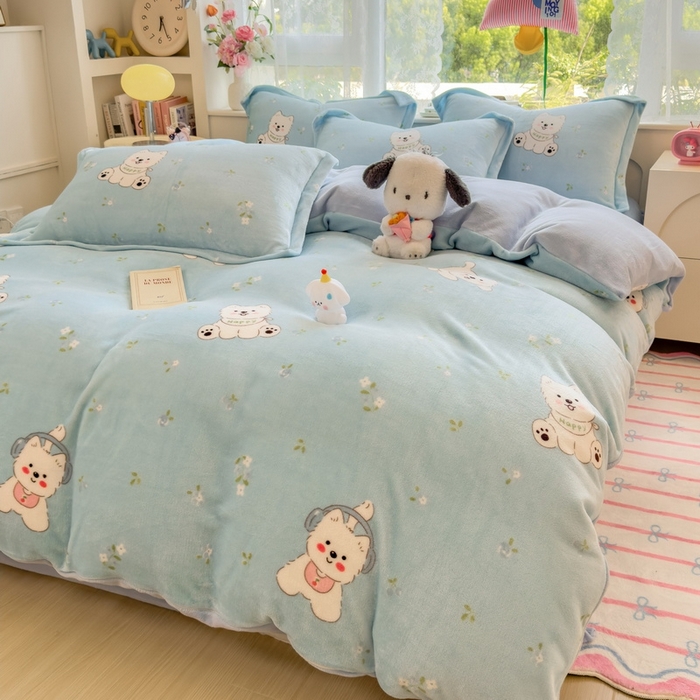 91家纺网 家纺一手货源 找家纺 丝羽坊 2025新款200克加厚小清新牛奶绒床单款 床笠款四件套 被套 淘气宝贝