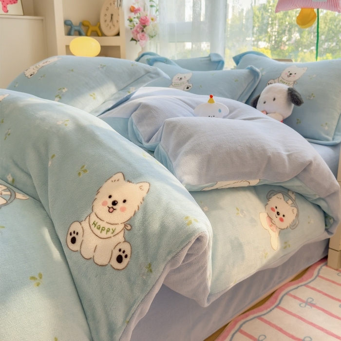 91家纺网 家纺一手货源 找家纺 丝羽坊 2025新款200克加厚小清新牛奶绒床单款 床笠款四件套 被套 淘气宝贝