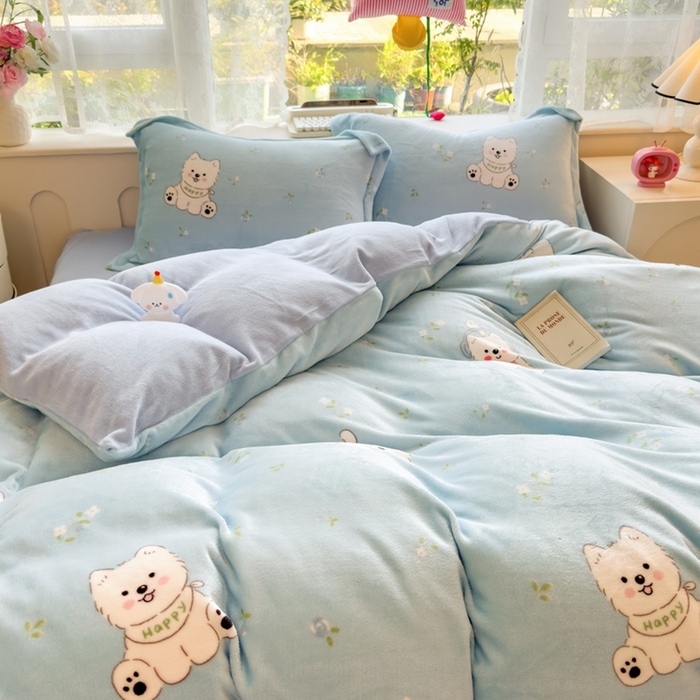 91家纺网 家纺一手货源 找家纺 丝羽坊 2025新款200克加厚小清新牛奶绒床单款 床笠款四件套 被套 淘气宝贝