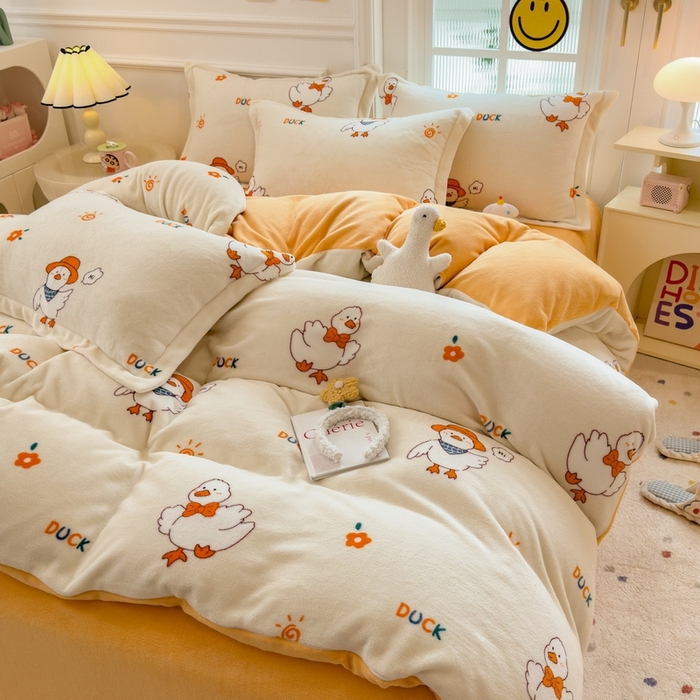 丝羽坊 2025新款200克加厚小清新牛奶绒床单款 床笠款四件套 被套 小黄鸭