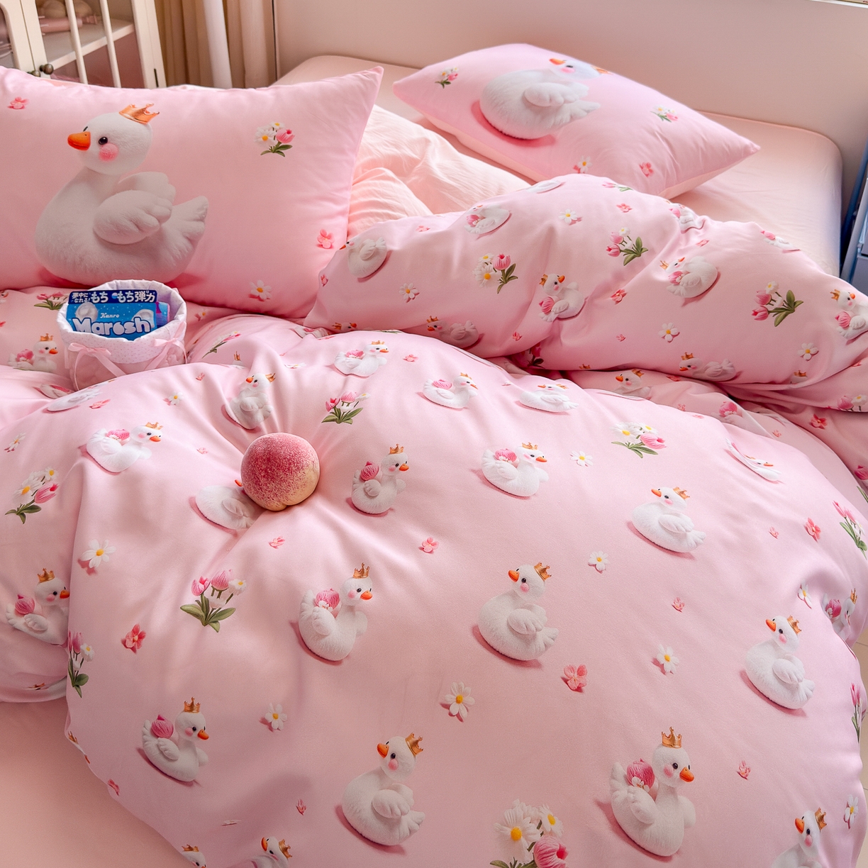 91家纺网 家纺一手货源 找家纺 优卡迪家纺馆 2025新款110克5D数码印花四件套 白天鹅