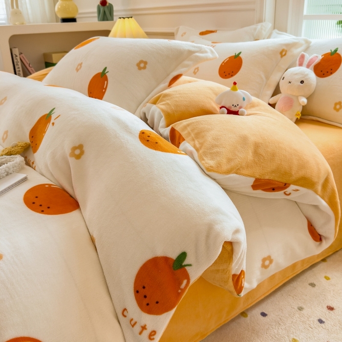 91家纺网 家纺一手货源 找家纺 丝羽坊 2025新款200克加厚小清新牛奶绒床单款 床笠款四件套 被套 心想事橙