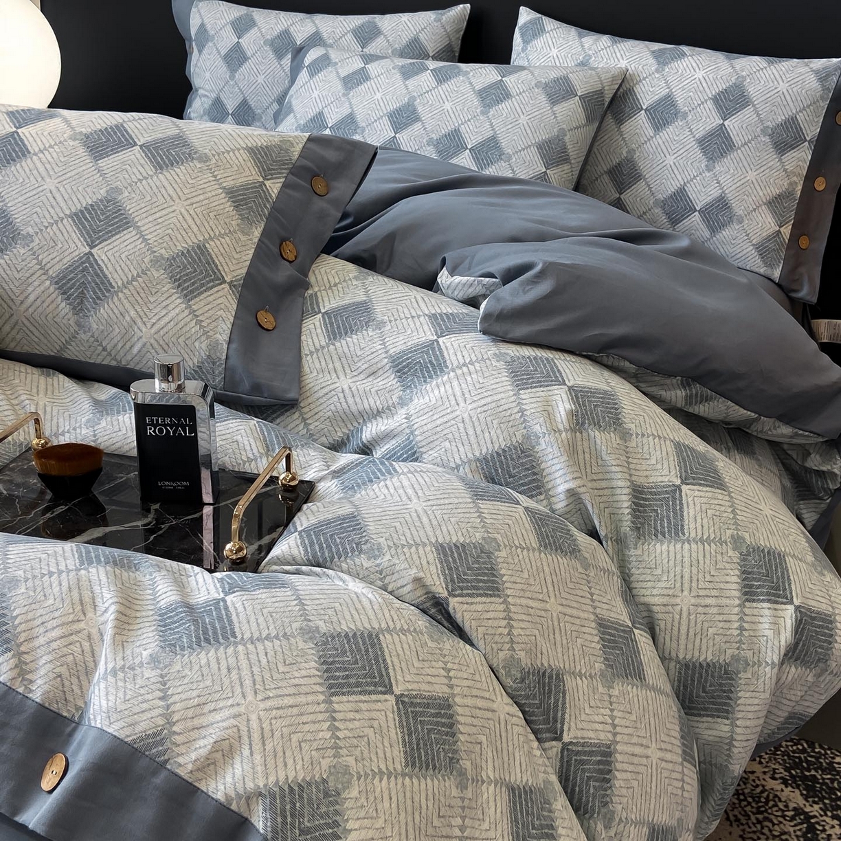 91家纺网 家纺一手货源 找家纺 （总）麦田家纺 2025新款全棉纯棉轻奢加厚磨毛纽扣款四件套