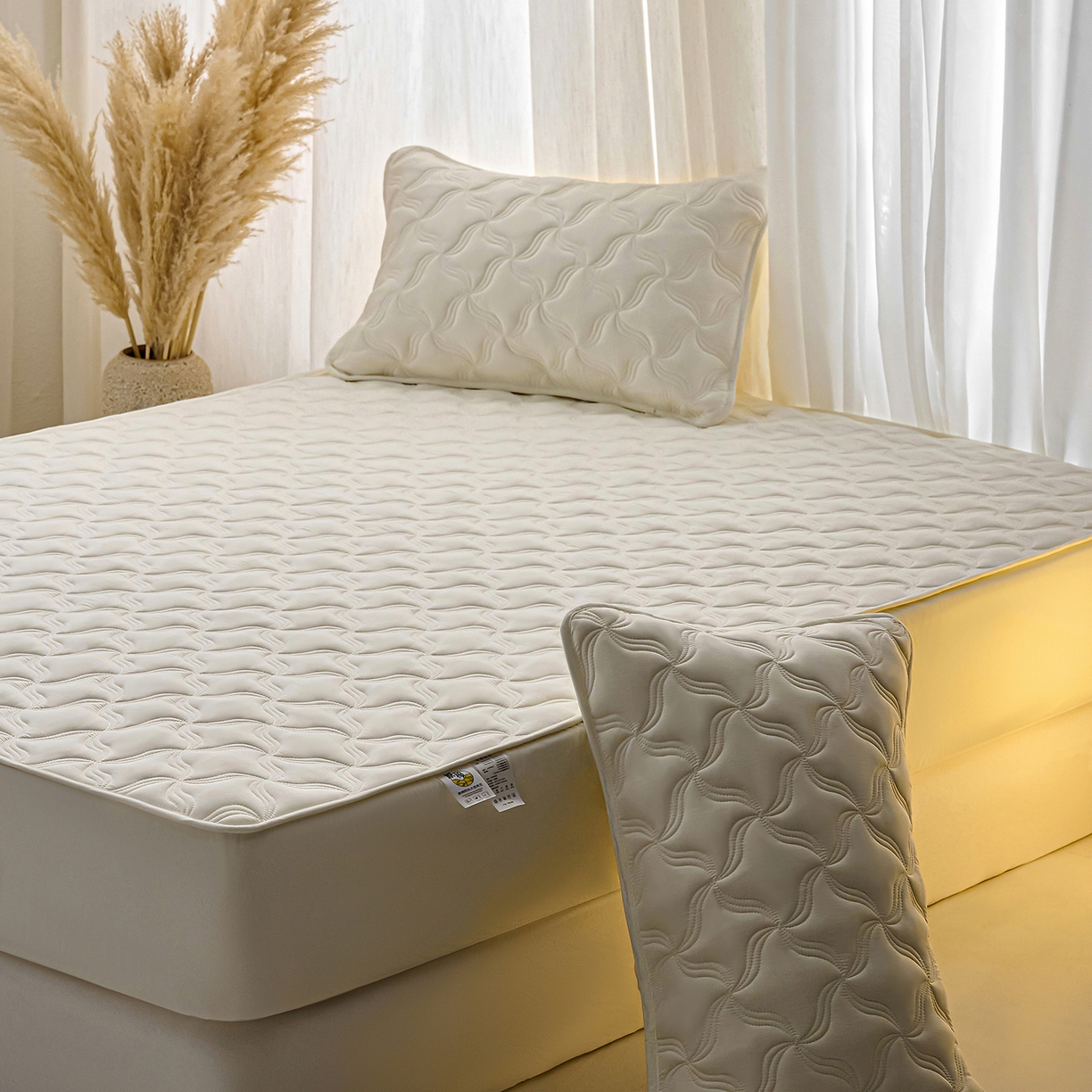 91家纺网 家纺一手货源 找家纺 X猫先生 2025新款A类原棉大豆防水床笠隔尿夹棉床笠床垫保护罩外贸跨境 爱恋-米白