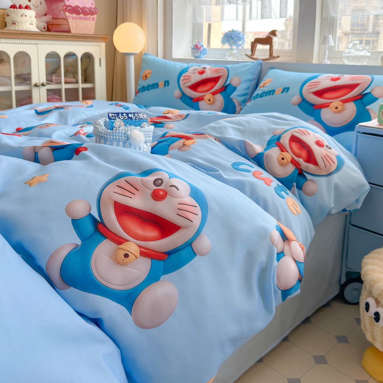 91家纺网 家纺一手货源 找家纺 优卡迪家纺馆 2025新款110克5D数码印花四件套 开心蓝猫