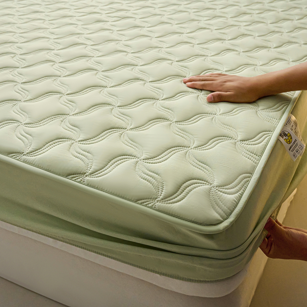 91家纺网 家纺一手货源 找家纺 X猫先生 2025新款A类原棉大豆防水床笠隔尿夹棉床笠床垫保护罩外贸跨境 爱恋-草绿