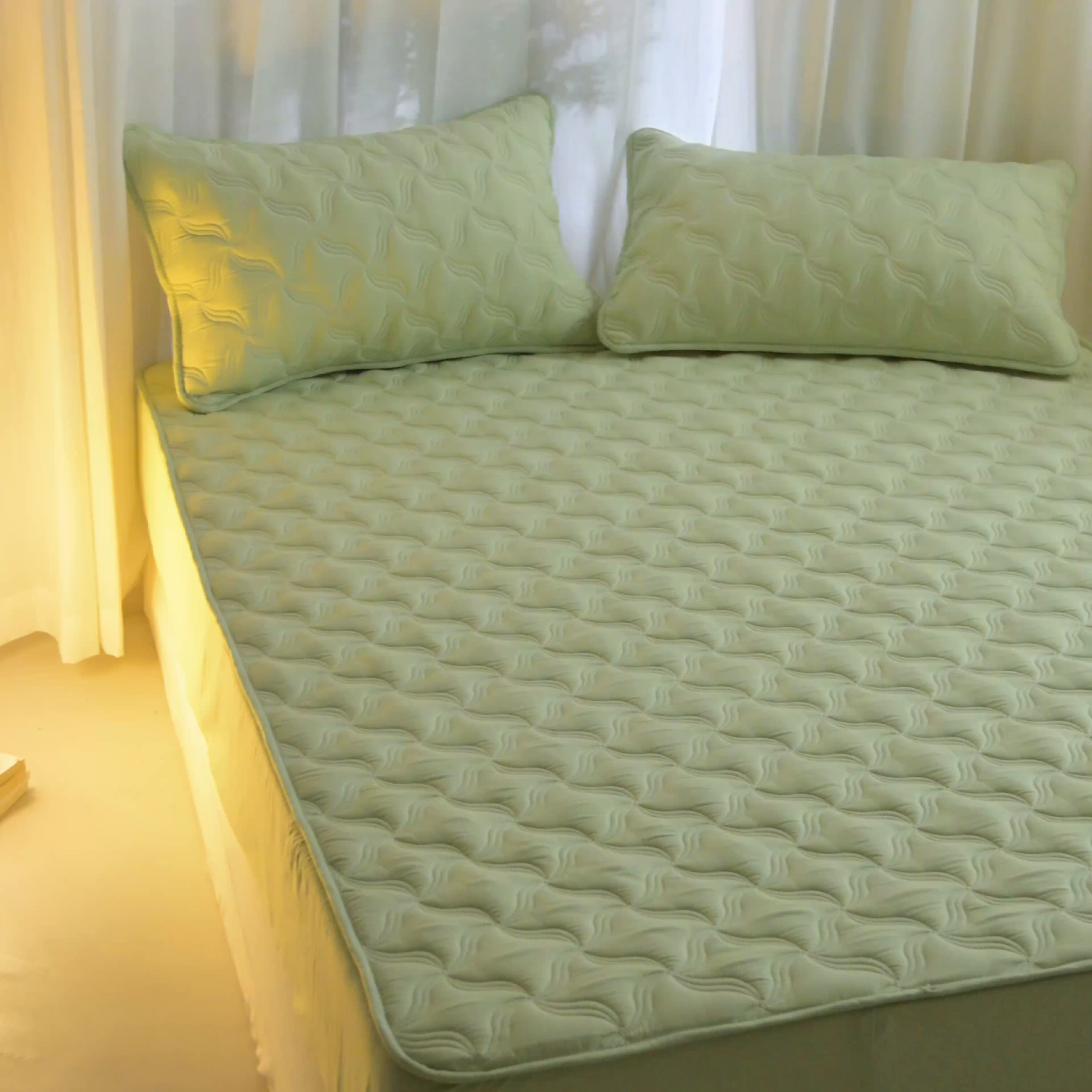 91家纺网 家纺一手货源 找家纺 X猫先生 2025新款A类原棉大豆防水床笠隔尿夹棉床笠床垫保护罩外贸跨境 爱恋-草绿