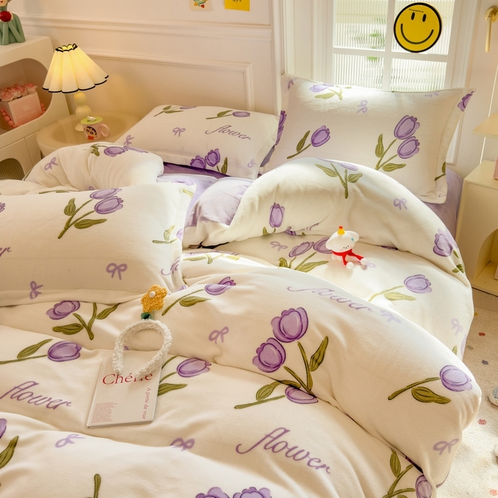 91家纺网 家纺一手货源 找家纺 丝羽坊 2025新款200克加厚小清新牛奶绒床单款 床笠款四件套 被套 紫郁金香