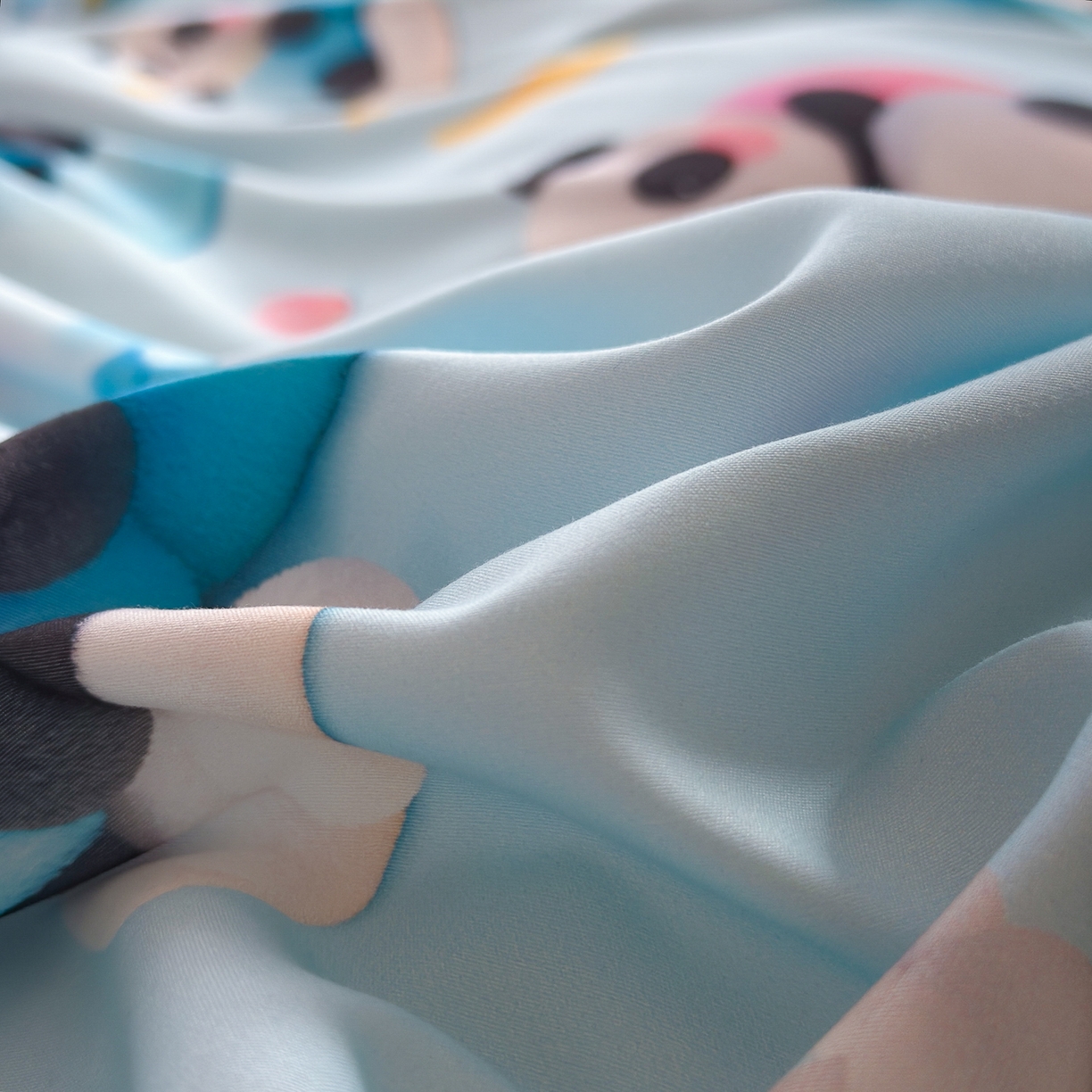 91家纺网 家纺一手货源 找家纺 优卡迪家纺馆 2025新款110克5D数码印花四件套 梦幻熊猫