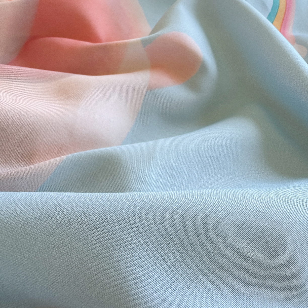 91家纺网 家纺一手货源 找家纺 优卡迪家纺馆 2025新款110克5D数码印花四件套 奇幻小象