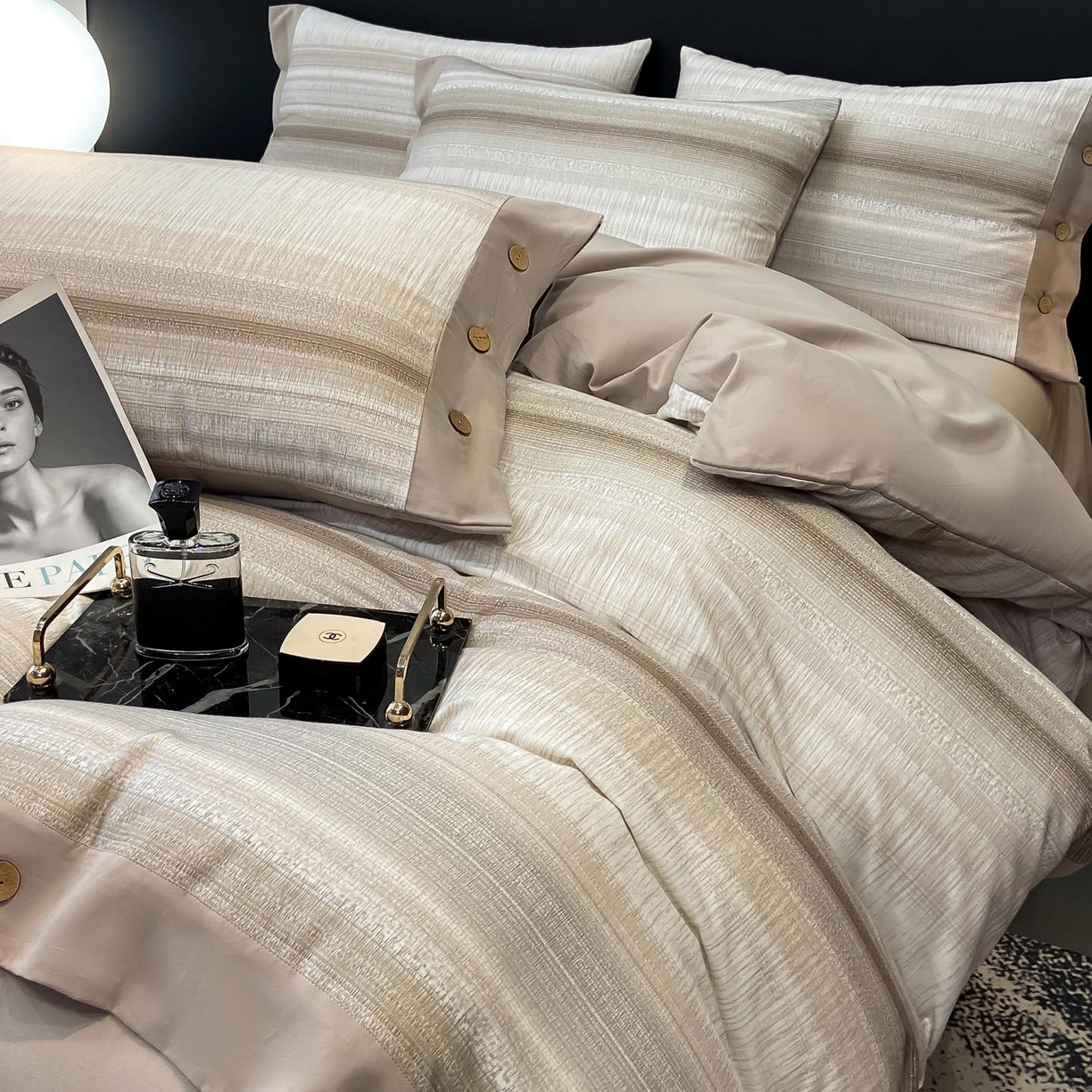 91家纺网 家纺一手货源 找家纺 麦田家纺 2025新款全棉纯棉轻奢加厚磨毛纽扣款四件套 光遇-咖