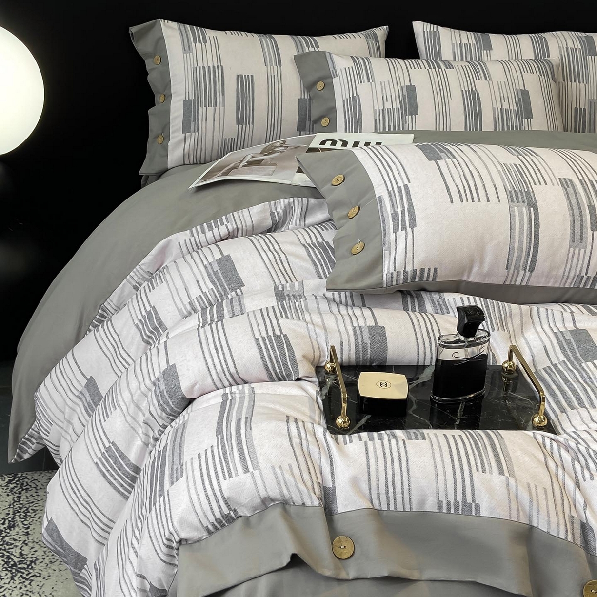 91家纺网 家纺一手货源 找家纺 麦田家纺 2025新款全棉纯棉轻奢加厚磨毛纽扣款四件套 品思-灰