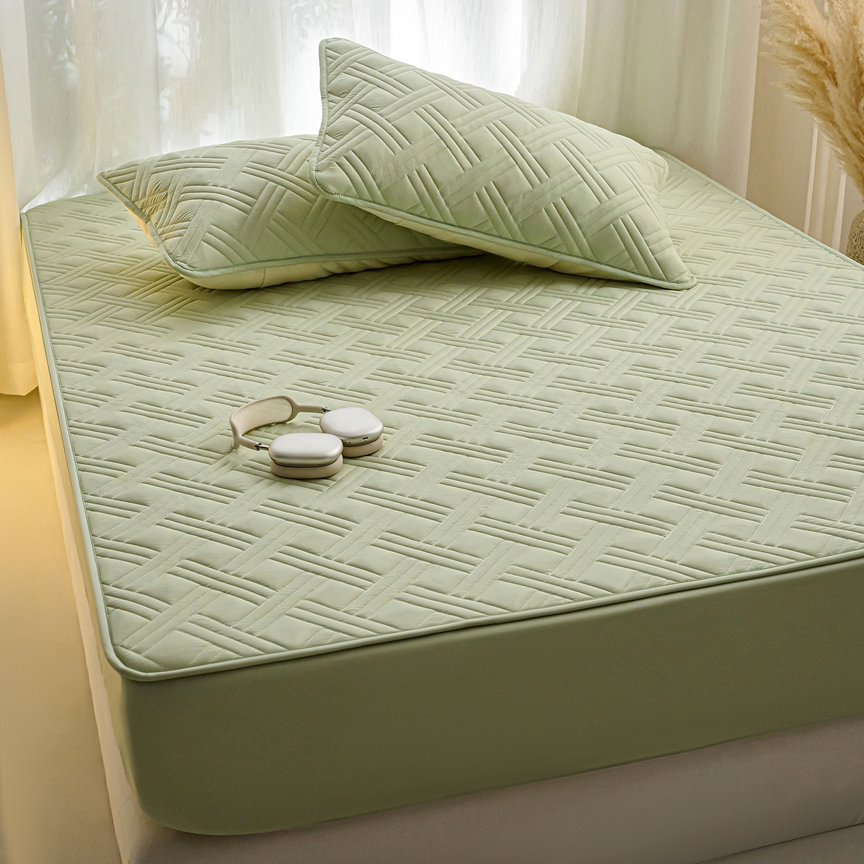 X猫先生 2025新款A类原棉大豆防水床笠隔尿夹棉床笠床垫保护罩外贸跨境 迷宫-草绿