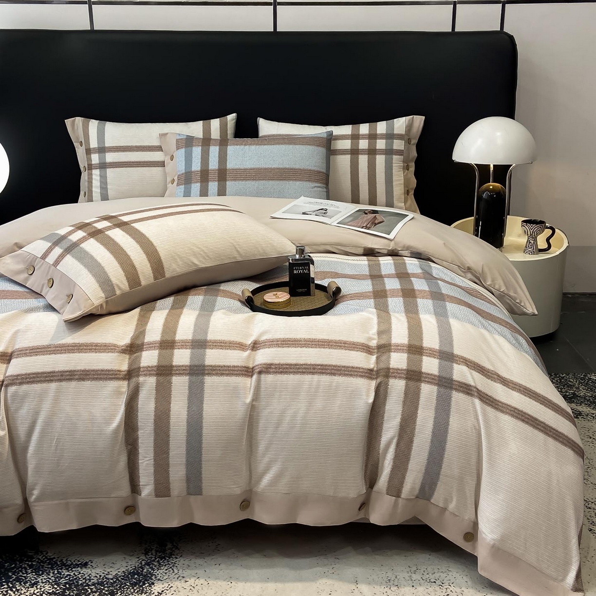 91家纺网 家纺一手货源 找家纺 麦田家纺 2025新款全棉纯棉轻奢加厚磨毛纽扣款四件套 千屿-卡其