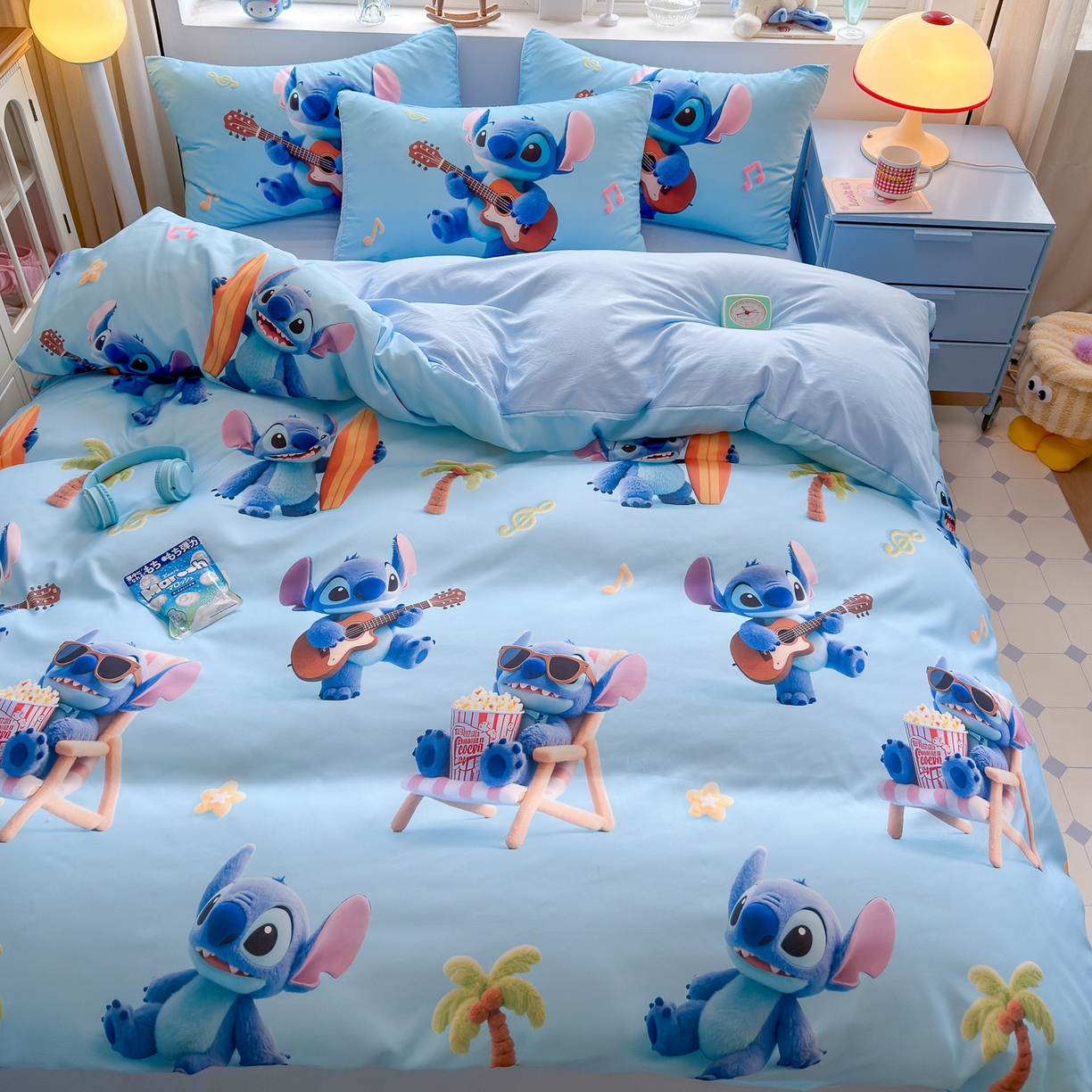 91家纺网 家纺一手货源 找家纺 优卡迪家纺馆 2025新款110克5D数码印花四件套 休闲史迪奇-蓝