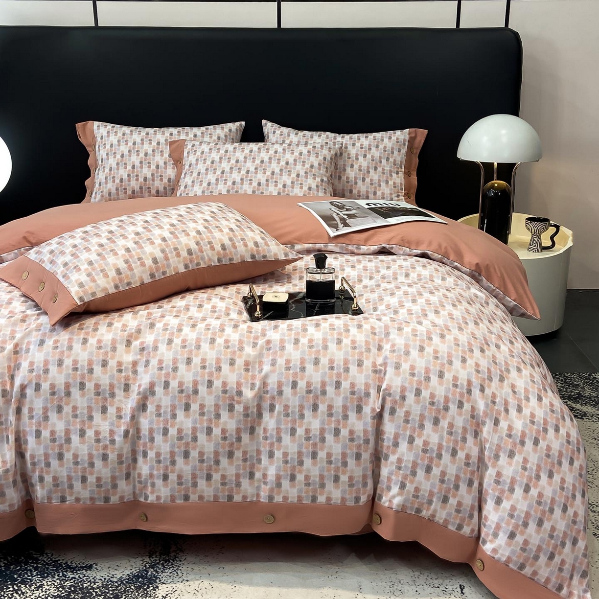 91家纺网 家纺一手货源 找家纺 麦田家纺 2025新款全棉纯棉轻奢加厚磨毛纽扣款四件套 随感-红咖