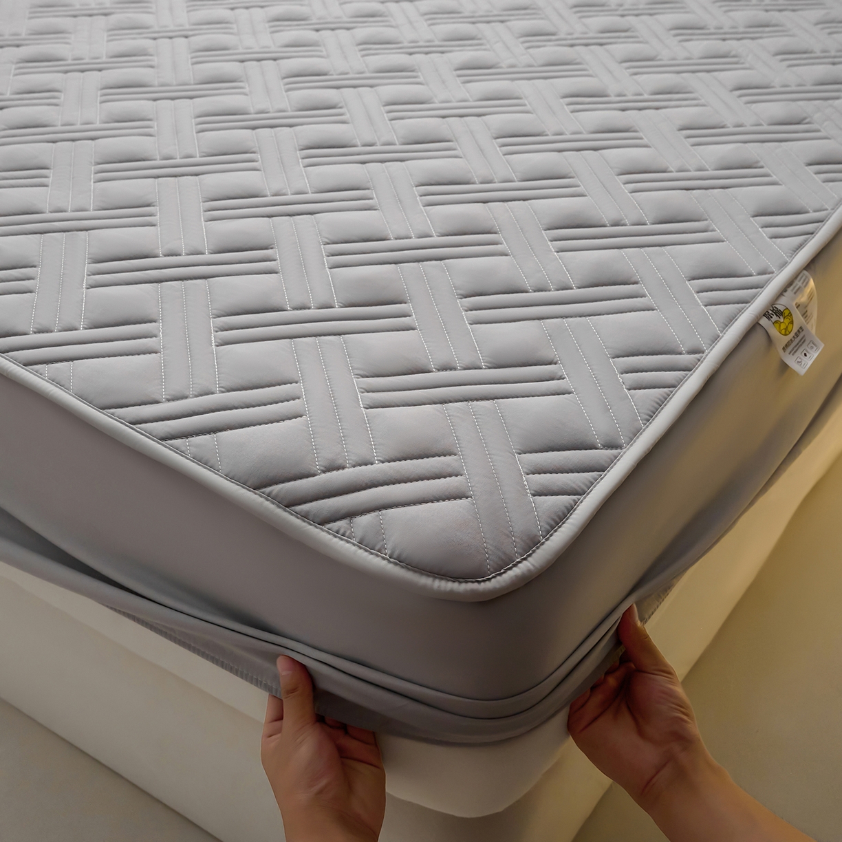 91家纺网 家纺一手货源 找家纺 X猫先生 2025新款A类原棉大豆防水床笠隔尿夹棉床笠床垫保护罩外贸跨境 迷宫-星空灰