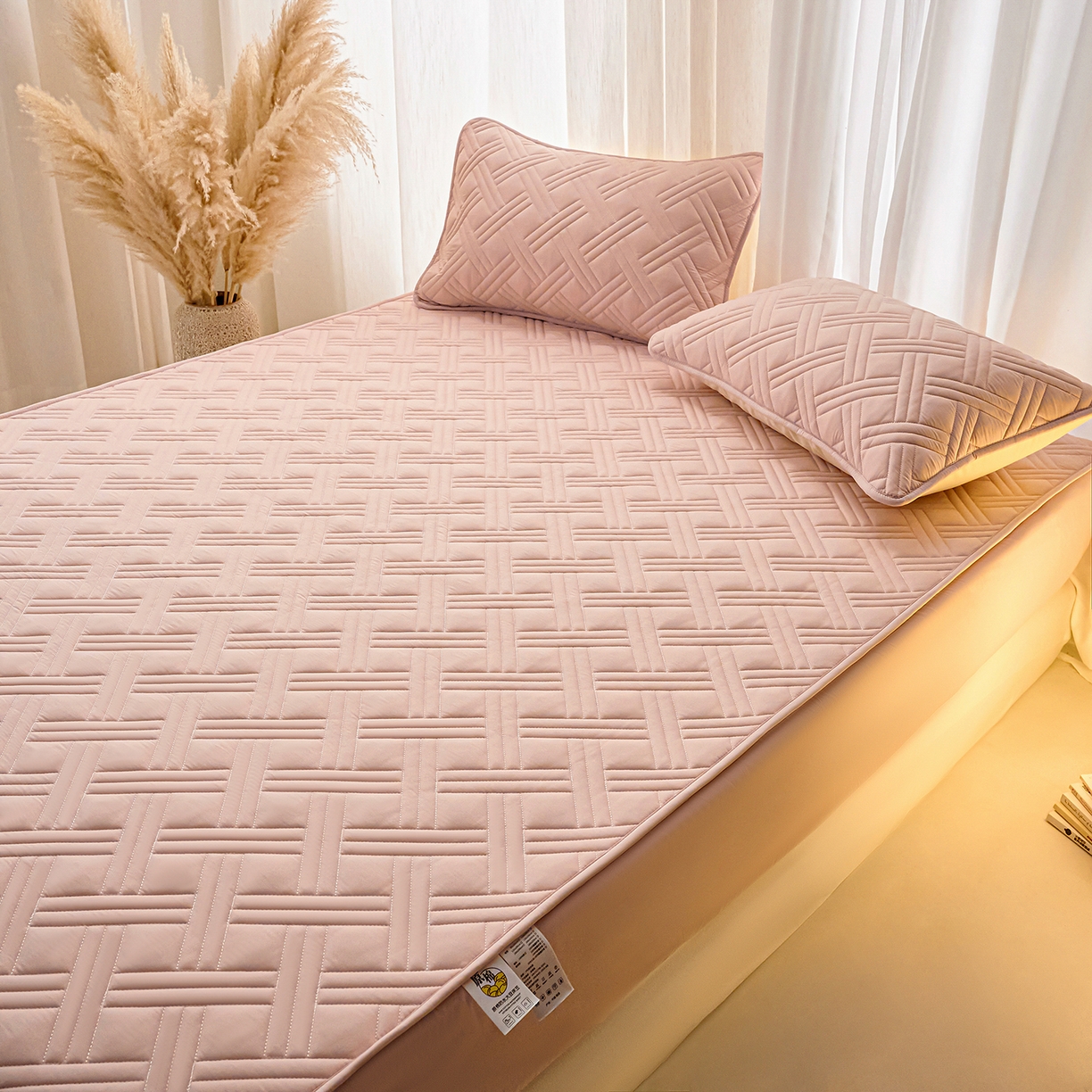 91家纺网 家纺一手货源 找家纺 X猫先生 2025新款A类原棉大豆防水床笠隔尿夹棉床笠床垫保护罩外贸跨境 迷宫-玉粉