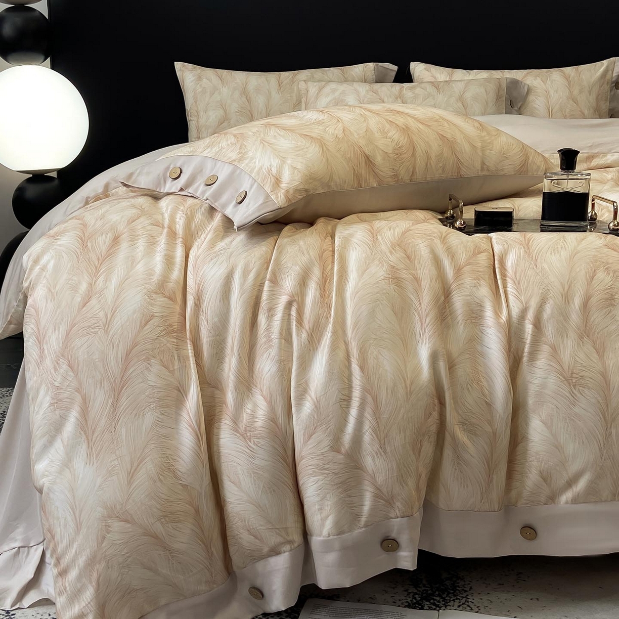 91家纺网 家纺一手货源 找家纺 麦田家纺 2025新款全棉纯棉轻奢加厚磨毛纽扣款四件套 云裳