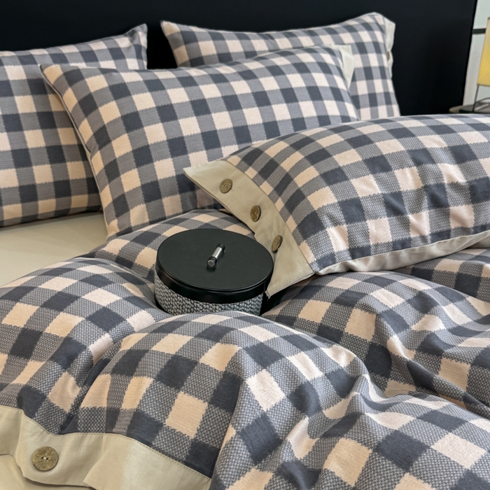 91家纺网 家纺一手货源 找家纺 麦田家纺 2025新款全棉纯棉轻奢加厚磨毛纽扣款四件套 乐享