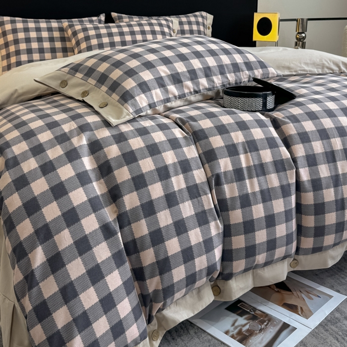 91家纺网 家纺一手货源 找家纺 麦田家纺 2025新款全棉纯棉轻奢加厚磨毛纽扣款四件套 乐享