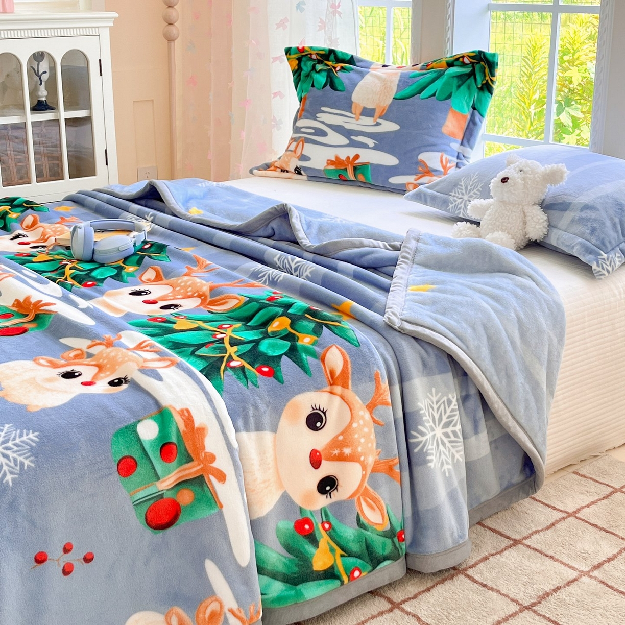 91家纺网 家纺一手货源 找家纺 雅萱-云貂绒毛毯法莱绒毛毯珊瑚绒毛毯羊羔绒毛毯 圣诞小鹿-蓝色