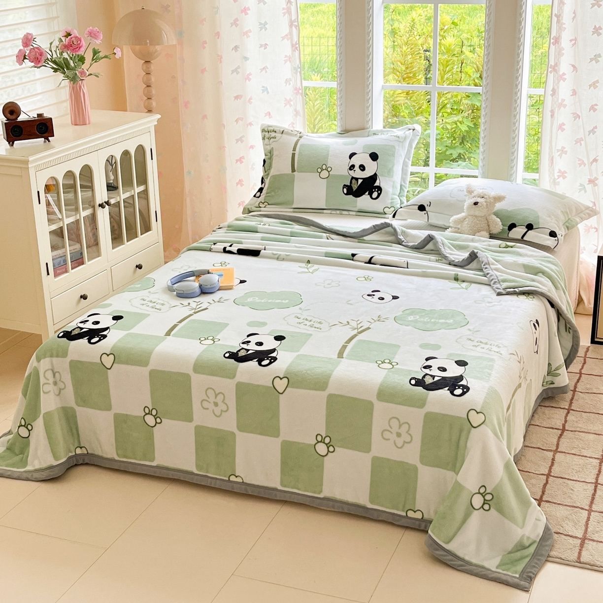 91家纺网 家纺一手货源 找家纺 雅萱-云貂绒毛毯法莱绒毛毯珊瑚绒毛毯羊羔绒毛毯 熊猫乐园-绿色