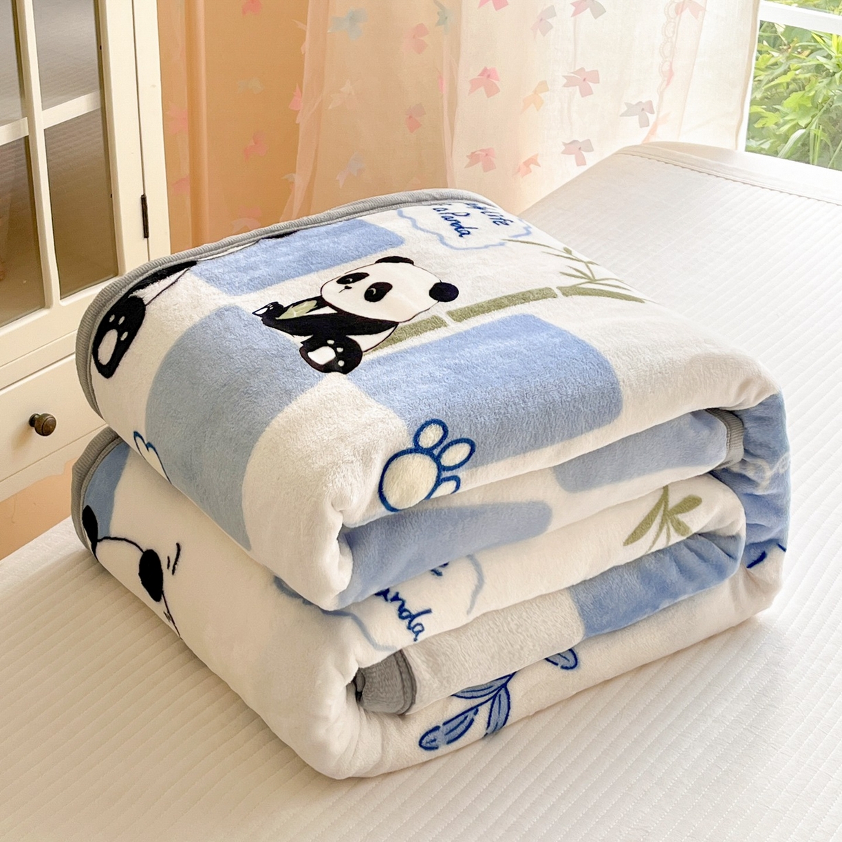 91家纺网 家纺一手货源 找家纺 雅萱-云貂绒毛毯法莱绒毛毯珊瑚绒毛毯羊羔绒毛毯 熊猫乐园-蓝色