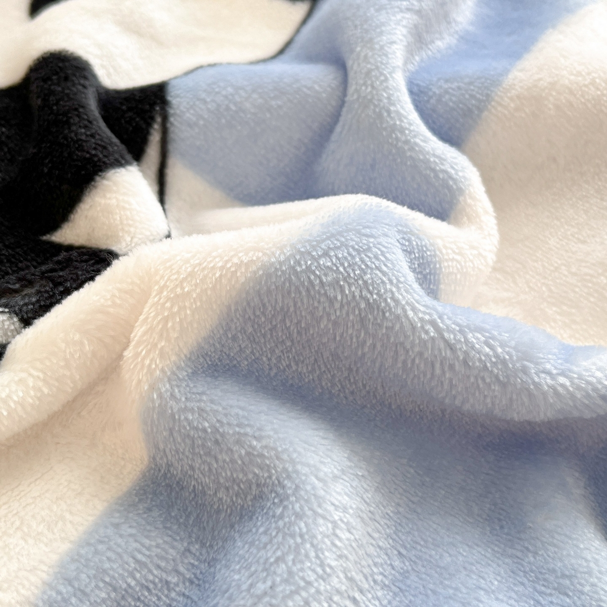 91家纺网 家纺一手货源 找家纺 雅萱-云貂绒毛毯法莱绒毛毯珊瑚绒毛毯羊羔绒毛毯 熊猫乐园-蓝色