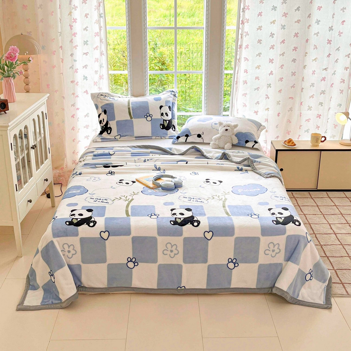 91家纺网 家纺一手货源 找家纺 雅萱-云貂绒毛毯法莱绒毛毯珊瑚绒毛毯羊羔绒毛毯 熊猫乐园-蓝色