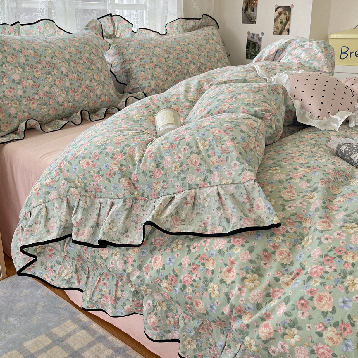 91家纺网 家纺一手货源 找家纺 乐美家纺 2025新款韩版全棉纯棉印花花边四件套 柏林梦境绿