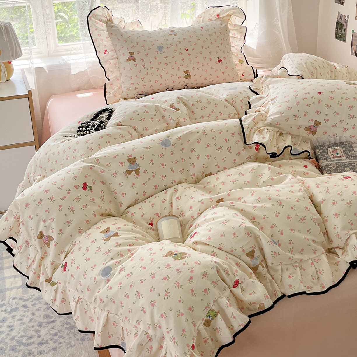 乐美家纺 2025新款韩版全棉纯棉印花花边四件套 小熊慕斯