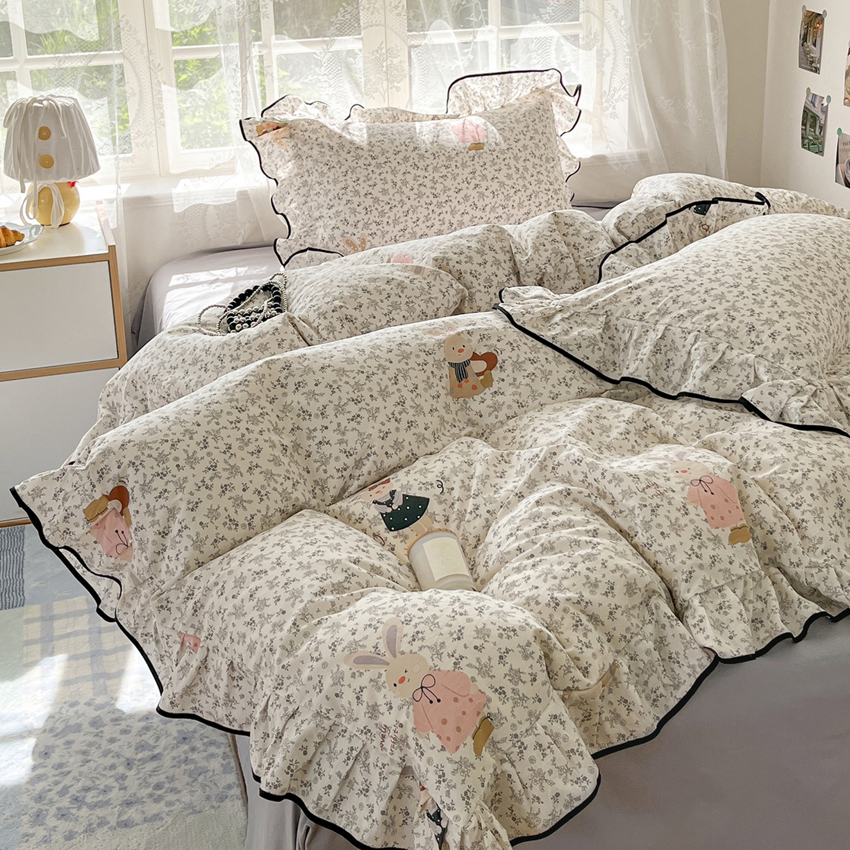 91家纺网 家纺一手货源 找家纺 乐美家纺 2025新款韩版全棉纯棉印花花边四件套 哆咪兔