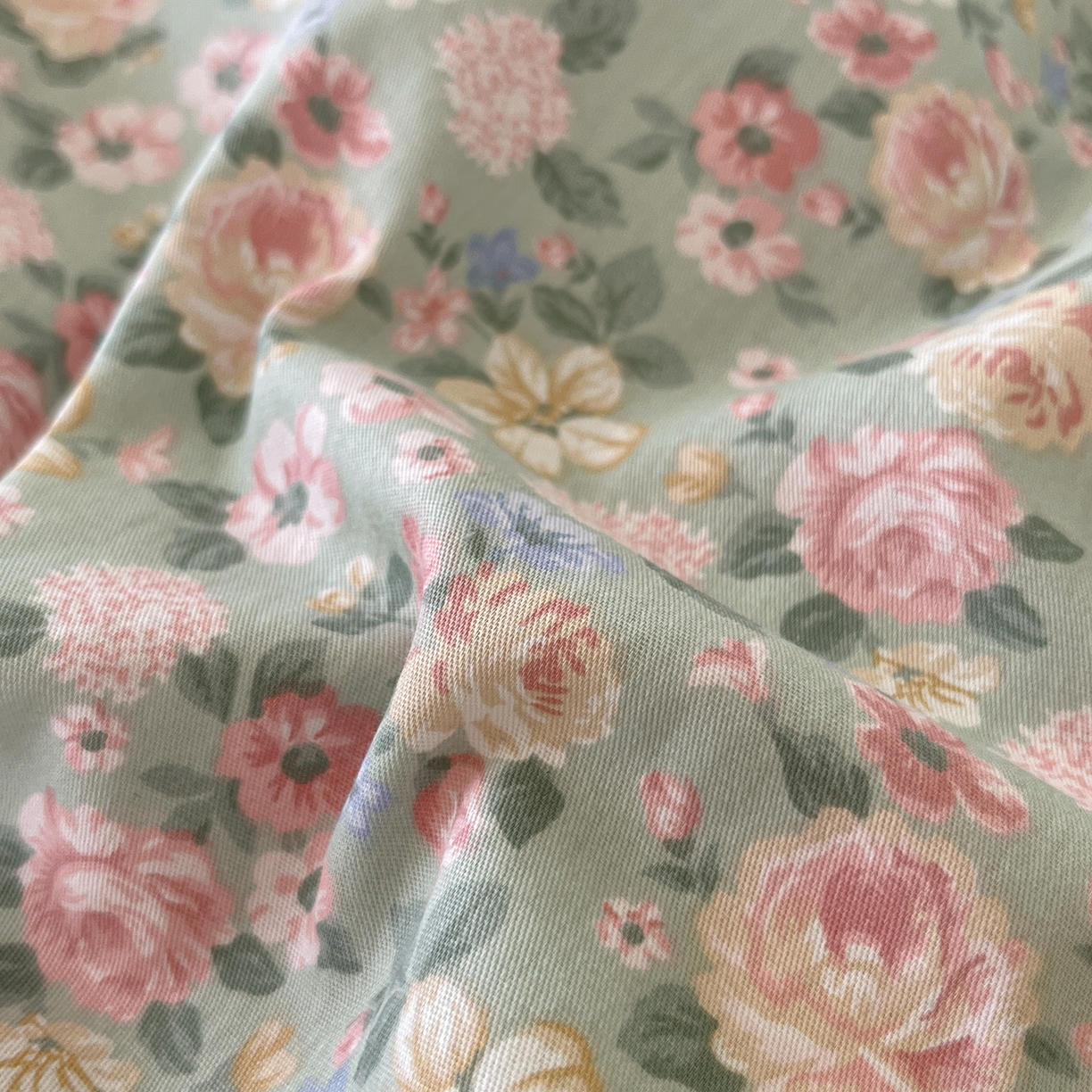 91家纺网 家纺一手货源 找家纺 乐美家纺 2025新款韩版全棉纯棉印花花边四件套 柏林梦境绿